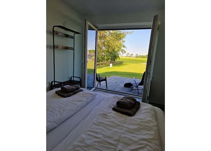 Ebbe With Dog Up To 14 People *